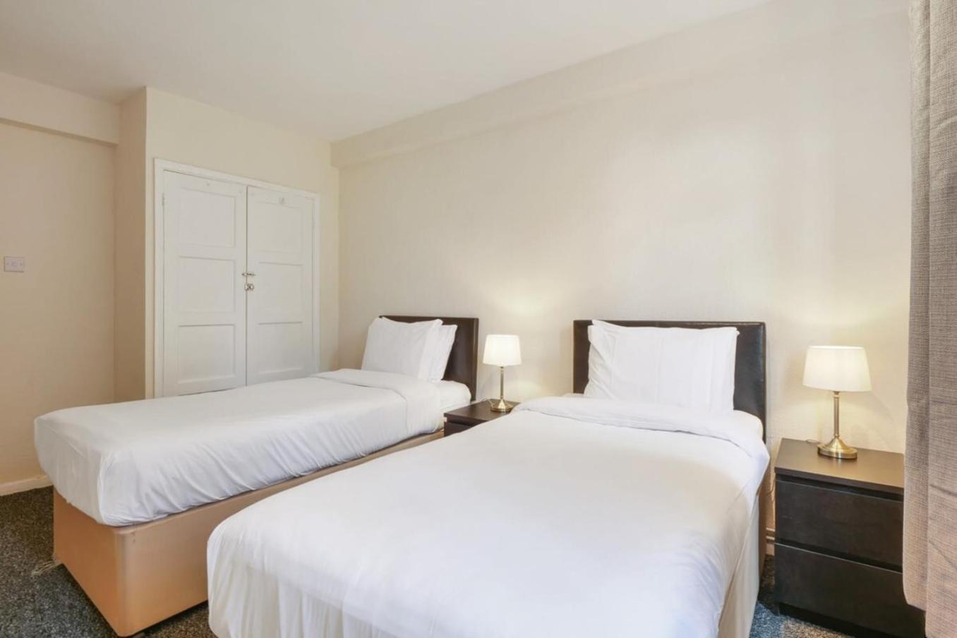 The Serene 2-Bedroom Flat W Free Street Parking Саттон Екстер'єр фото